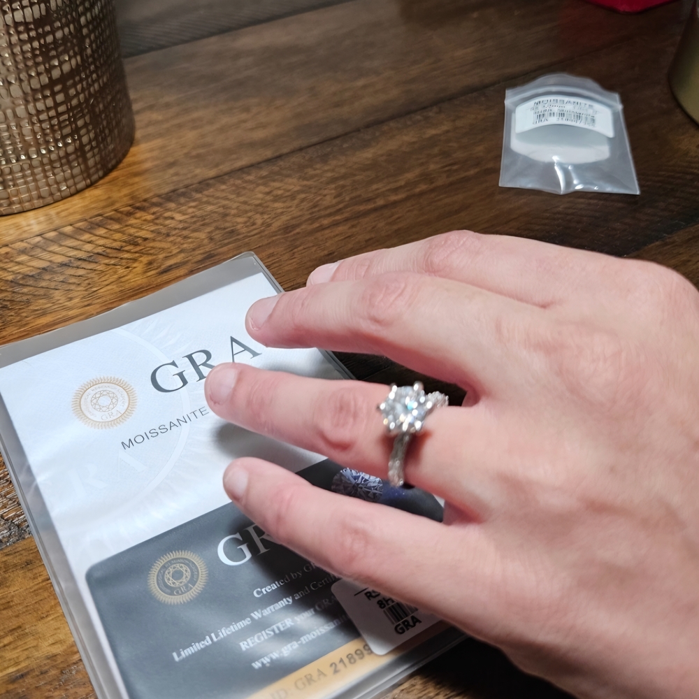 Diamond Moissanite Engagement Ring 3CTW NIB VVS1 Color D .925 Silver w/ GRA Cert - Picture 9 of 14